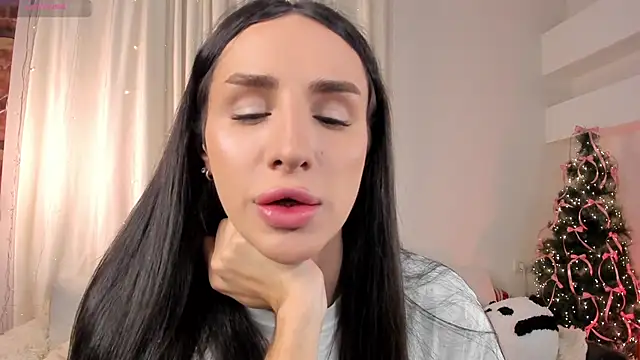 Kim Oberlin  online show from 12-20-25, 11:24