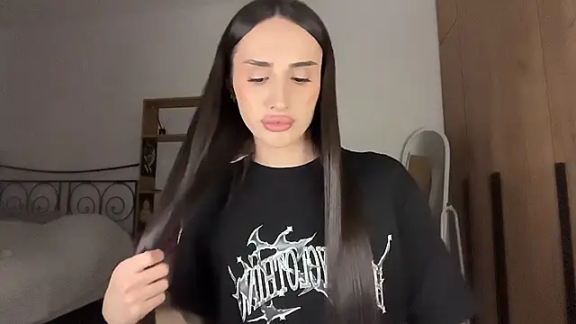 Kim Oberlin  online show from 04-08-26, 09:05