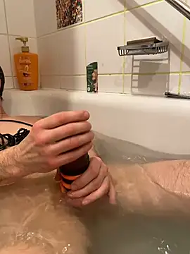 Gilgamesch1704 online show from 02-01-25, 04:54