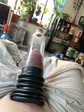 Gilgamesch1704 online show from 03-08-25, 03:45