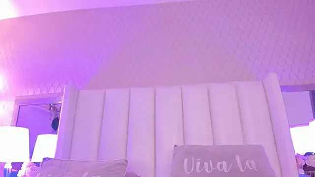 SophiaSmiiths  online show from 05-07-26, 10:24