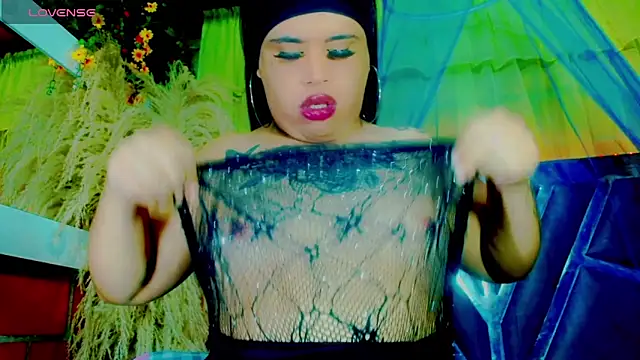 nauthyvalentina online show from 05-23-26, 05:12