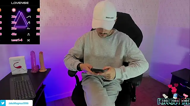Snapshot of jakemagnus chatting on 03-15-25, 11:40 jakemagnus online show from 03-15-25, 11:40