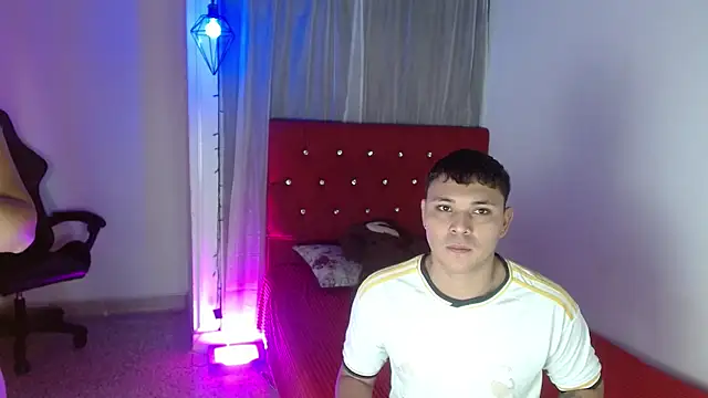 couple lovelyds online show from 11-15-25, 01:37