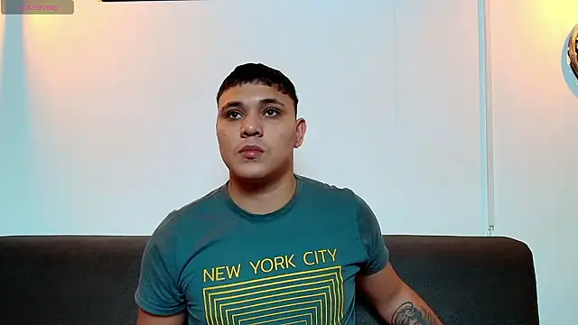 couple lovelyds online show from 02-11-26, 08:31