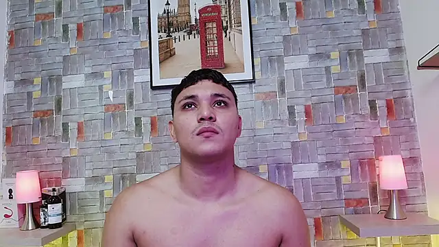 couple lovelyds online show from 10-17-25, 08:32