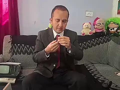 Snapshot of yazforeSolo chatting on 09-09-25, 02:15 yazforeSolo online show from 09-09-25, 02:15