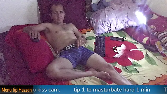 Snapshot of yazforeSolo chatting on 01-28-25, 07:53 yazforeSolo online show from 01-28-25, 07:53