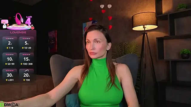 Beatrice Brice online show from 04-11-26, 01:02