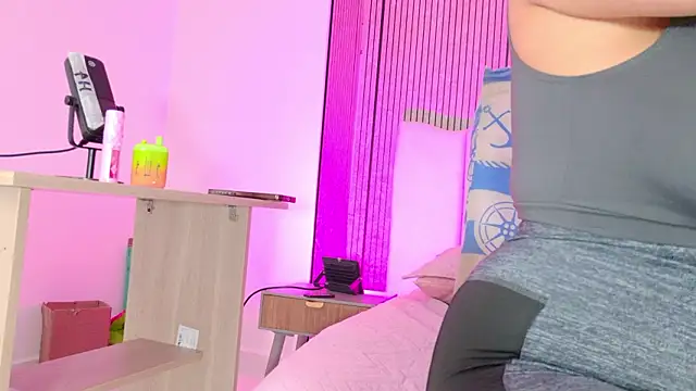 Sofia martiin online show from 02-24-26, 03:07