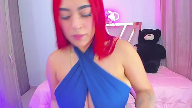 Snapshot of Sofia_martiin chatting on 02-18-25, 02:06 Sofia martiin online show from 02-18-25, 02:06