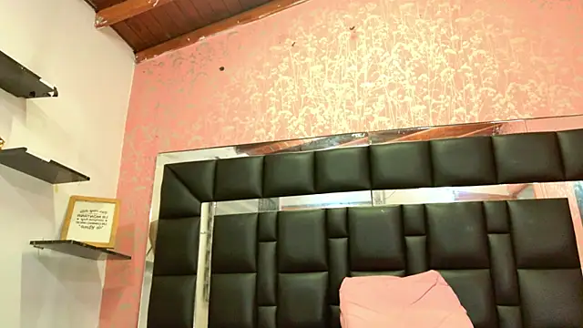 Sofia martiin online show from 11-11-25, 03:12