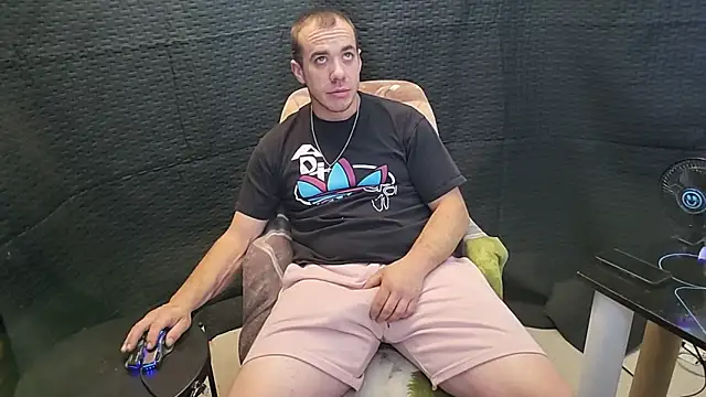 ScubaStevex online show from 12-02-25, 08:16