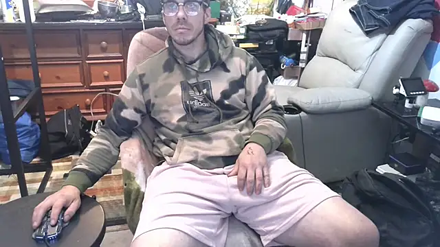 ScubaStevex online show from 12-20-25, 05:27