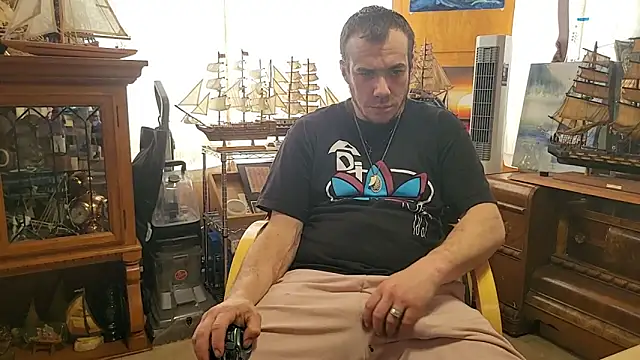 ScubaStevex online show from 03-11-26, 08:03