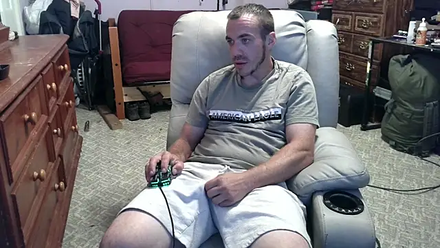 Snapshot of ScubaStevex chatting on 09-24-25, 02:40 ScubaStevex online show from 09-24-25, 02:40