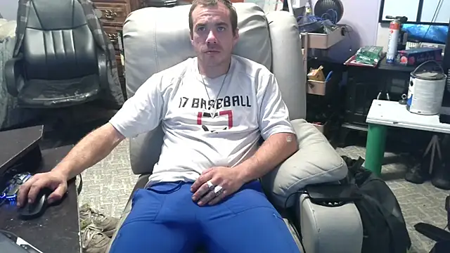 ScubaStevex online show from 10-25-25, 06:52