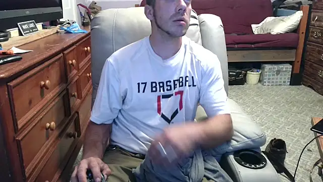Snapshot of ScubaStevex chatting on 10-01-25, 01:33 ScubaStevex online show from 10-01-25, 01:33