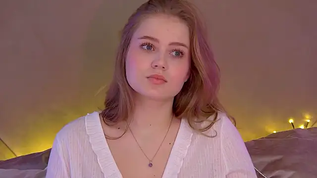 SelinSwarovski online show from 09-23-25, 06:04