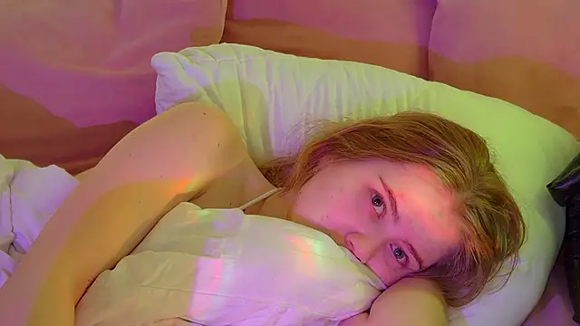 Snapshot of SelinSwarovski chatting on 03-03-26, 04:08 SelinSwarovski online show from 03-03-26, 04:08