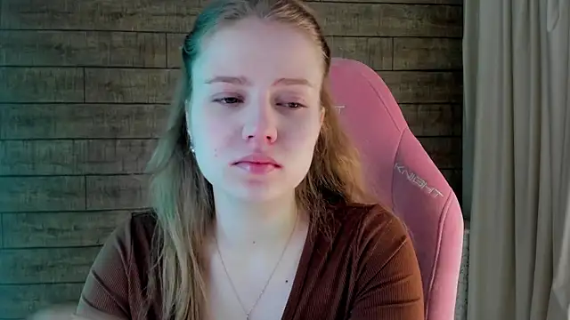 Snapshot of SelinSwarovski chatting on 04-10-26, 04:03 SelinSwarovski online show from 04-10-26, 04:03