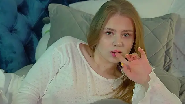 SelinSwarovski online show from 02-25-26, 05:24