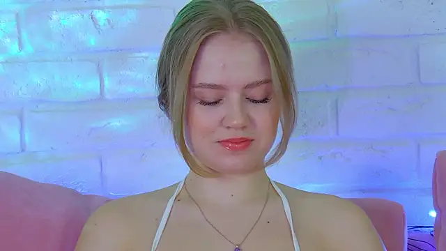 SelinSwarovski online show from 10-08-25, 05:13