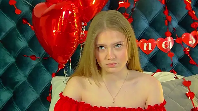 SelinSwarovski online show from 02-14-26, 04:29