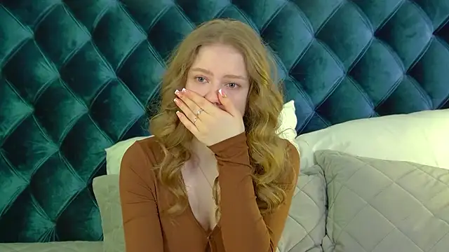 Snapshot of SelinSwarovski chatting on 04-12-26, 04:21 SelinSwarovski online show from 04-12-26, 04:21