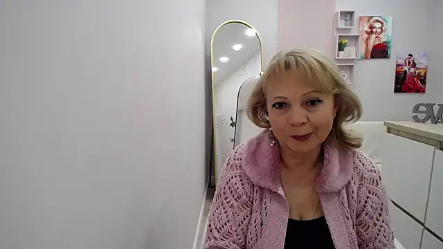 Milla Cutie18 online show from 02-26-26, 06:24