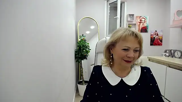 Snapshot of Milla_Cutie18 chatting on 05-08-26, 04:49 Milla Cutie18 online show from 05-08-26, 04:49