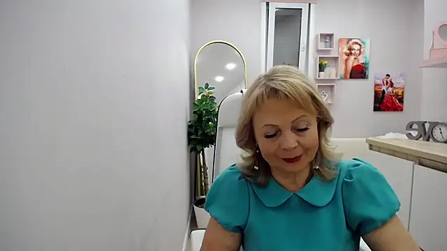 Snapshot of Milla_Cutie18 chatting on 05-05-26, 04:59 Milla Cutie18 online show from 05-05-26, 04:59