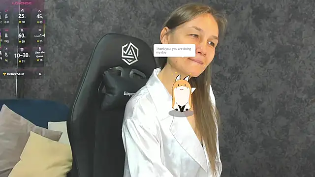 Snapshot of Lillian_White chatting on 09-20-25, 11:54 Lillian White online show from 09-20-25, 11:54