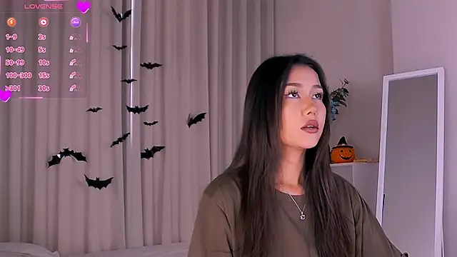 Melissa Mone online show from 10-30-25, 05:39