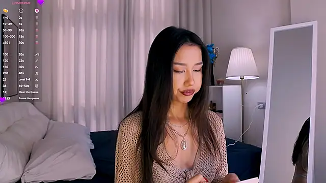 Melissa Mone online show from 01-11-26, 04:19