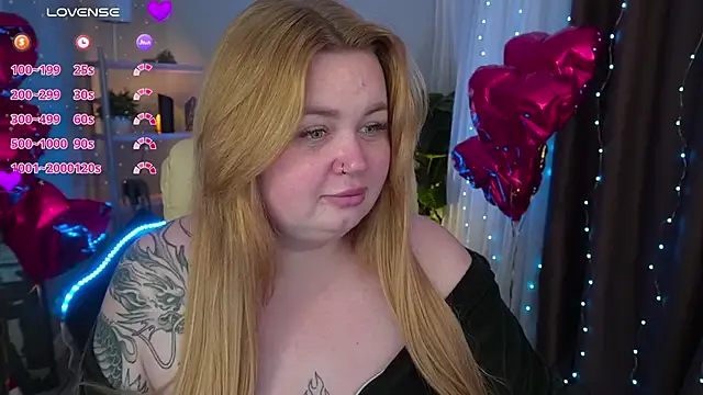 Snapshot of ZaraReignn chatting on 03-15-25, 01:19 ZaraReignn online show from 03-15-25, 01:19