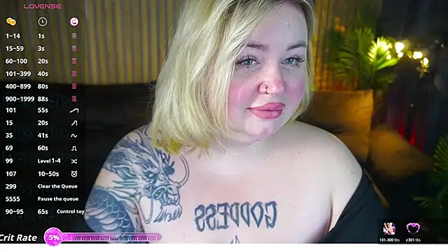 Snapshot of ZaraReignn chatting on 03-03-26, 06:53 ZaraReignn online show from 03-03-26, 06:53