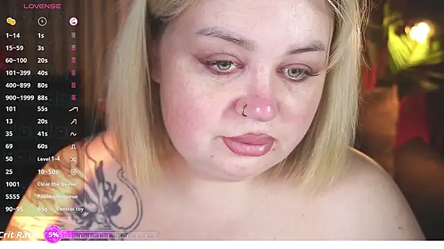 Snapshot of ZaraReignn chatting on 02-13-26, 08:53 ZaraReignn online show from 02-13-26, 08:53