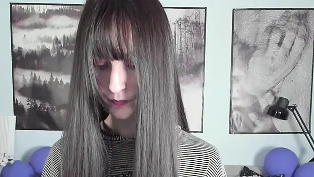 LuxRayi online show from 02-06-25, 05:51