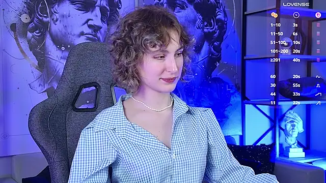 LuxRayi online show from 02-07-26, 03:14