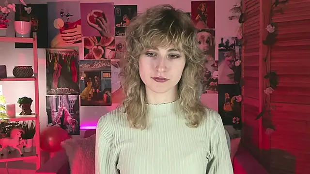 LuxRayi online show from 01-08-25, 03:07