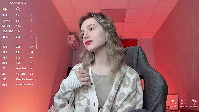 LuxRayi online show from 11-07-25, 03:11