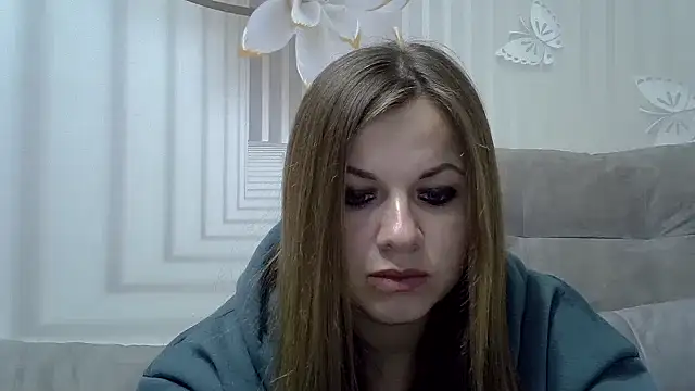 Snapshot of TinaFun4u chatting on 02-03-25, 08:35 TinaFun4u online show from 02-03-25, 08:35