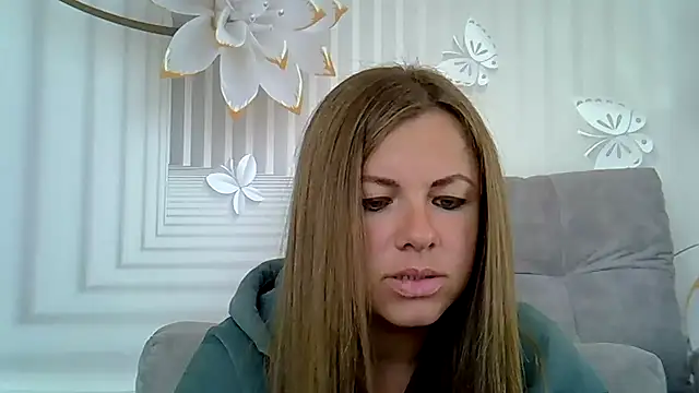 Snapshot of TinaFun4u chatting on 09-26-25, 09:05 TinaFun4u online show from 09-26-25, 09:05