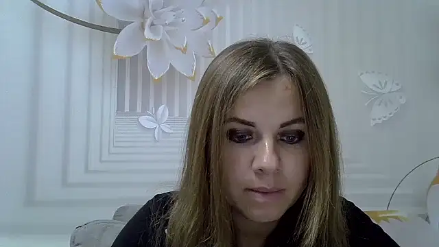 Snapshot of TinaFun4u chatting on 10-10-25, 06:20 TinaFun4u online show from 10-10-25, 06:20