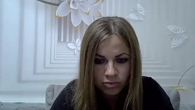 Snapshot of TinaFun4u chatting on 09-13-25, 07:14 TinaFun4u online show from 09-13-25, 07:14
