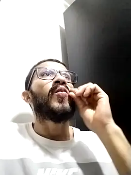 hairyserious online show from 12-31-24, 03:55