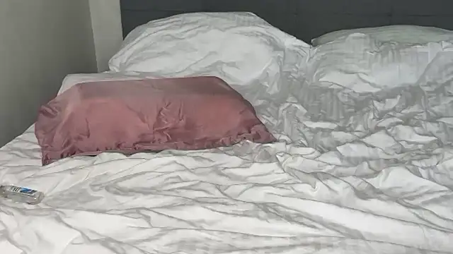 fluffy bunnyxxx online show from 10-13-25, 06:26