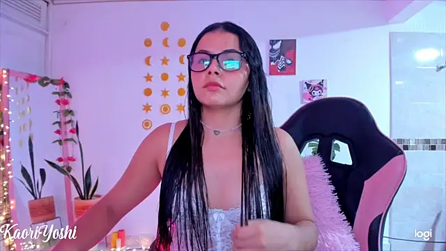 Kaoriyoshii online show from 09-21-25, 10:15