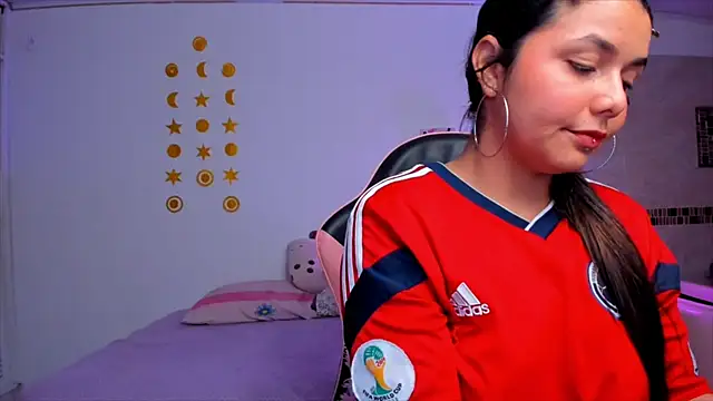 Kaoriyoshii online show from 11-15-25, 01:09